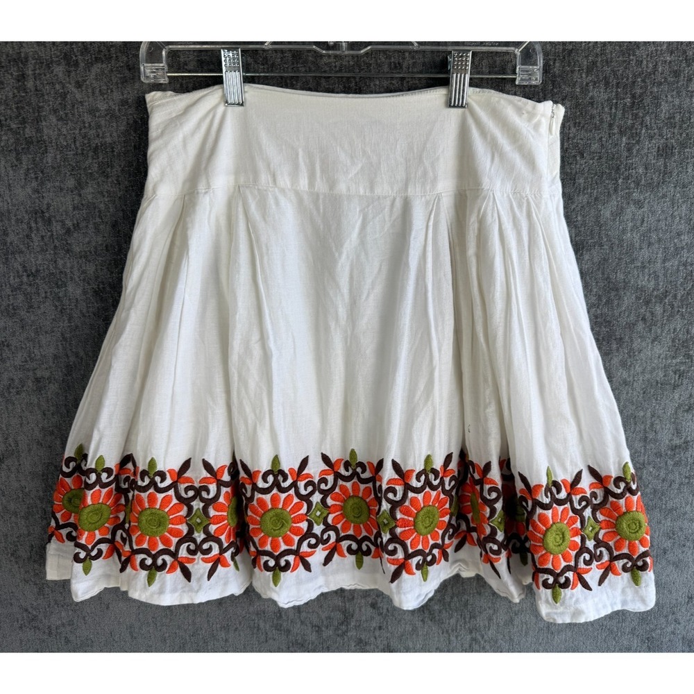 Milly of New York White Cotton Pleated Skirt Embroidered Floral Hem Size 10 Boho